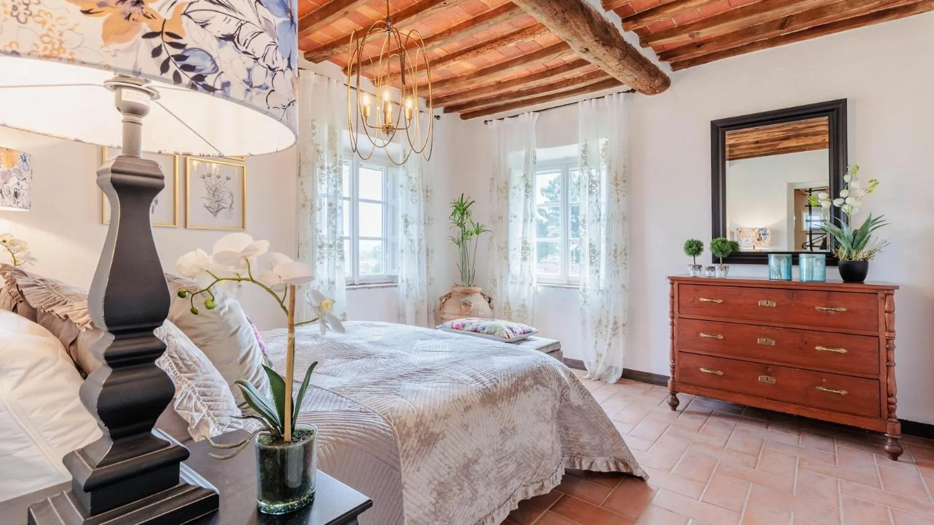 Villa Aperitivo, Romantic And Panoramic Stone Farm Capannori 0*,