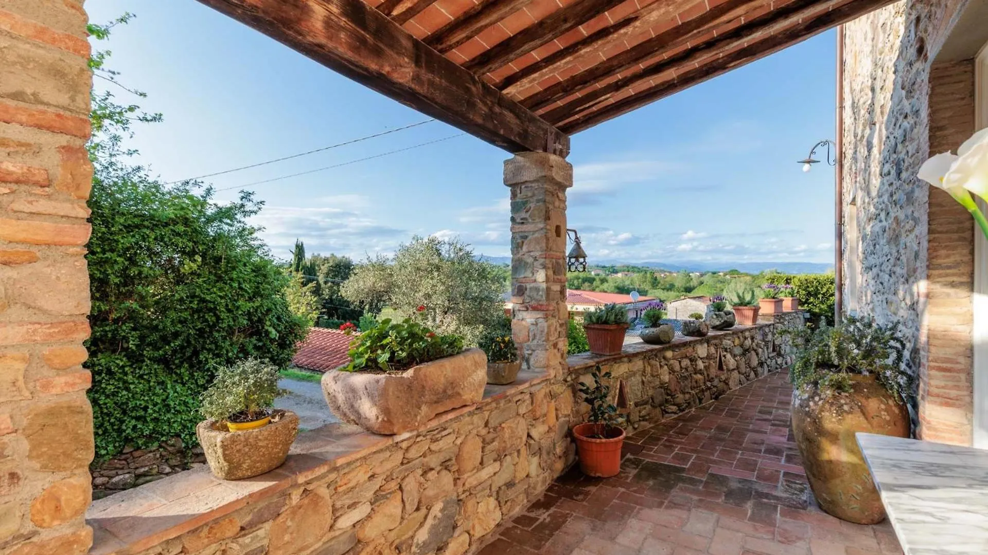 Villa Aperitivo, Romantic And Panoramic Stone Farm Capannori