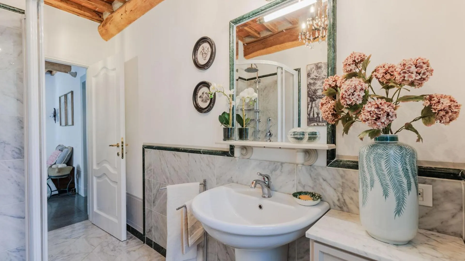Villa Aperitivo, Romantic And Panoramic Stone Farm Capannori Italy