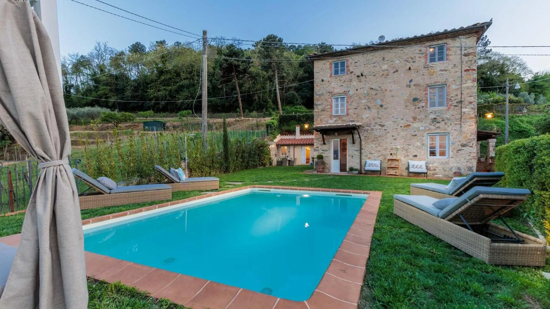 Villa Aperitivo, Romantic And Panoramic Stone Farm Capannori