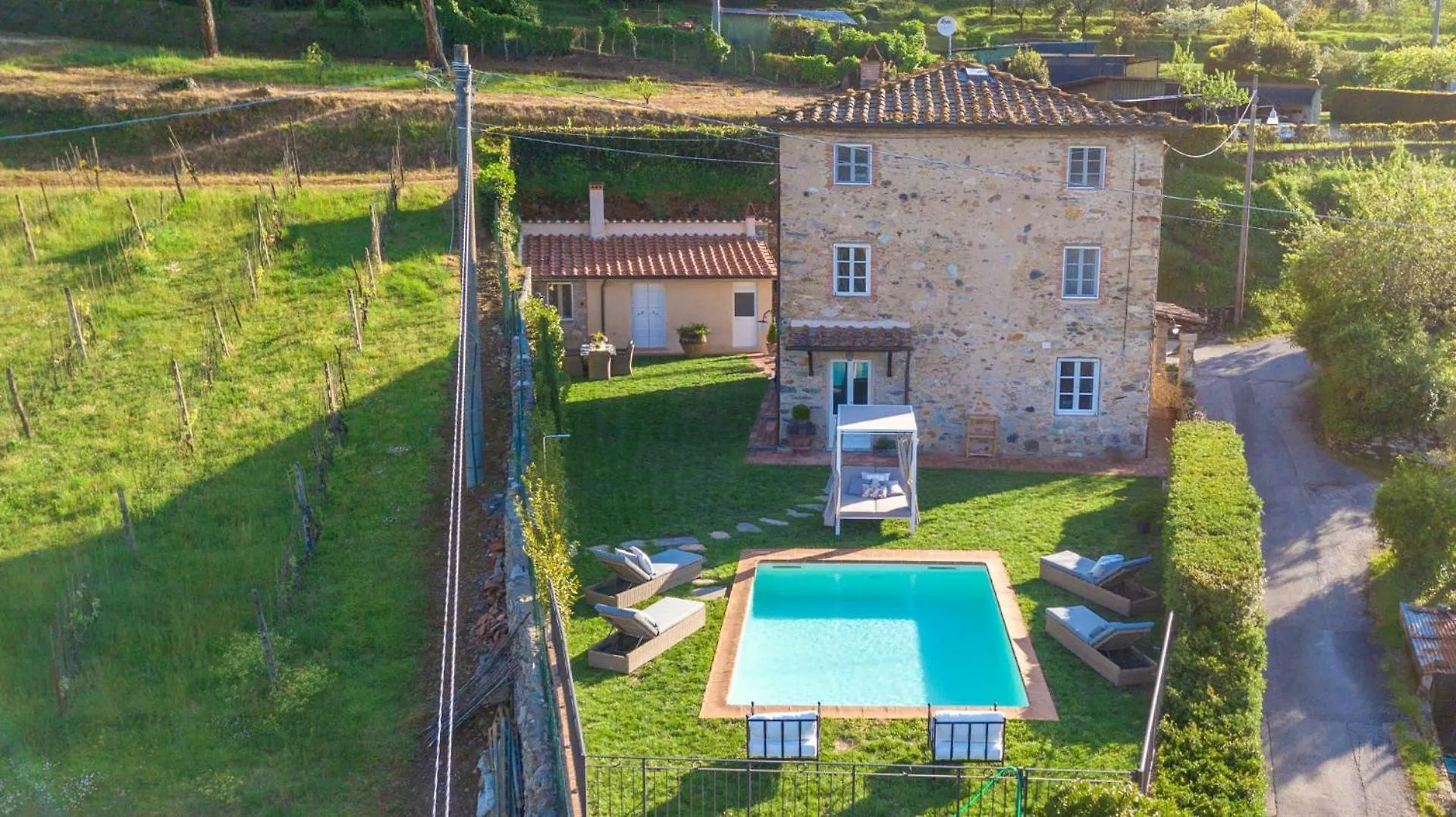 Villa Aperitivo, Romantic And Panoramic Stone Farm Capannori